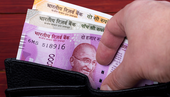 CRR vs SLR Explained: How RBI Controls Loans, Interest Rates & Your Money